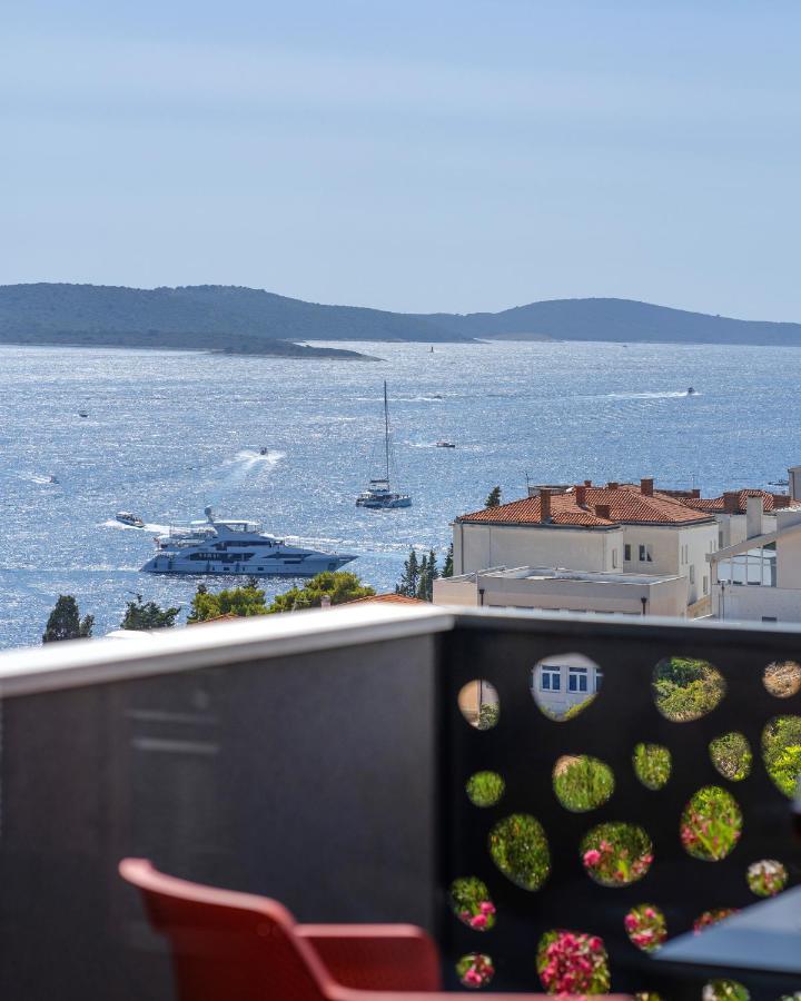 Sun&Lux Resort - Hvar Hvar Town Buitenkant foto